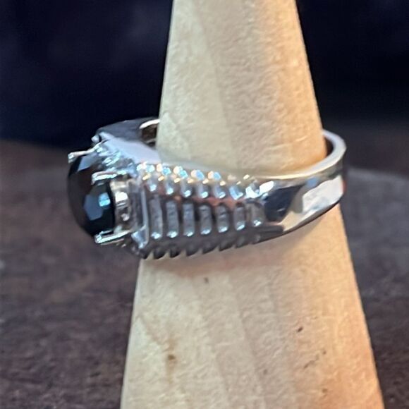 MENS 10 NWT BLACK SPINEL RING IN STAINLESS STEEL 3.60ctw - Picture 8 of 15